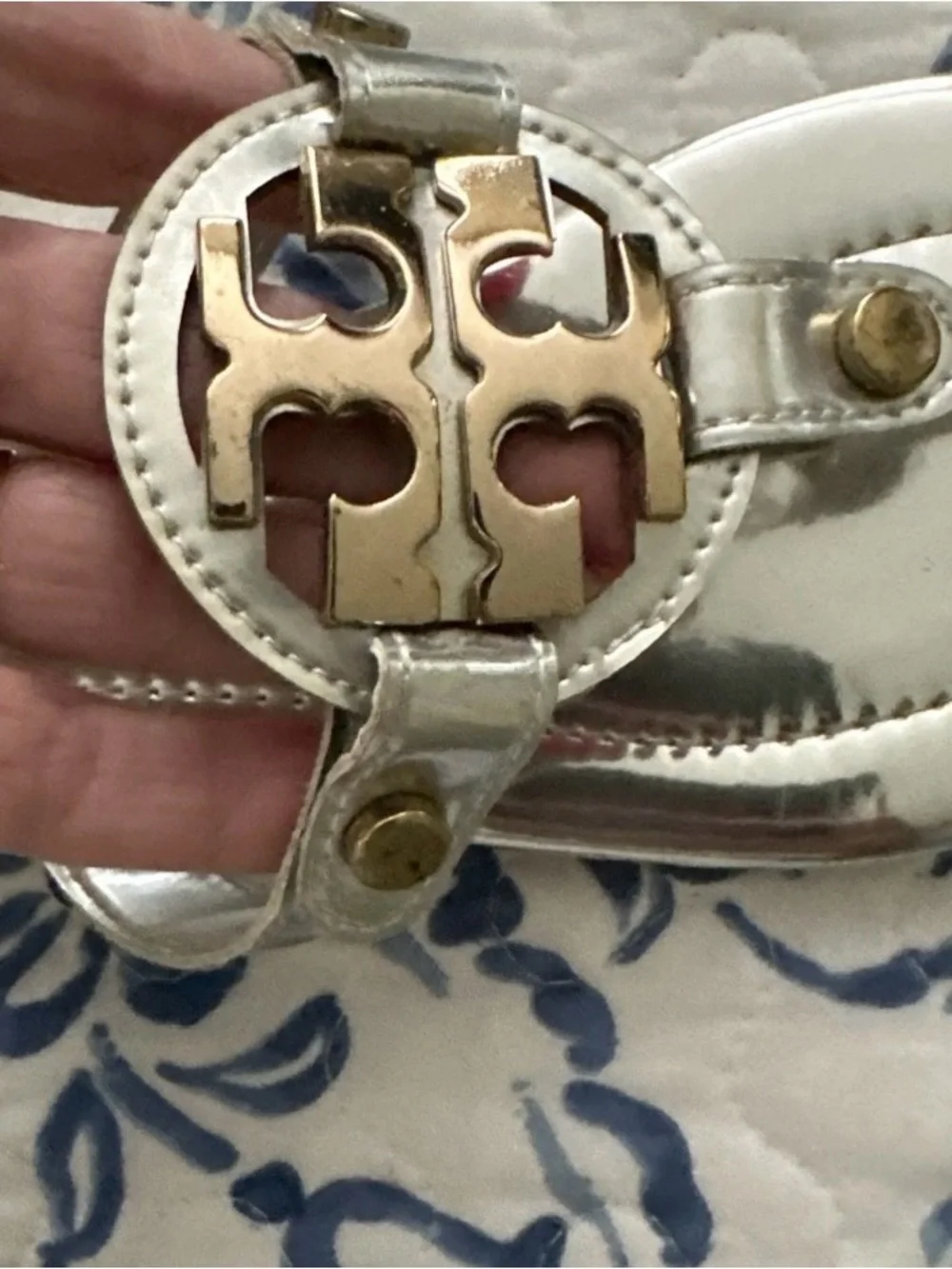Tory Burch Silver/Gold Logo Miller Sandals Size 7 - Picture 6 of 6